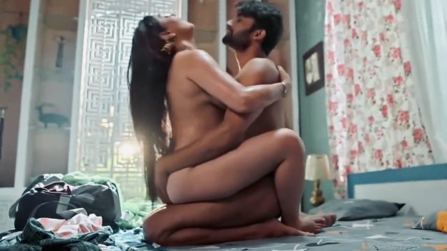 Pooja Singh Rajput Breasts Scene 2 in Antarvasna 2